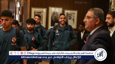 وصول حافلة الأهلي إلى ملعب الأول بارك استعدادًا للقاء الزمالك في نهائي كأس مصر 