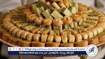 فن الحلويات الرقية: تعلم أسرار إعداد الحلويات الفاخرة في المنزل