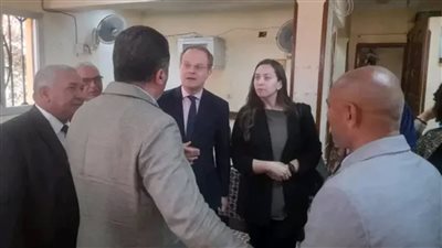 سفير بريطانيا بالقاهرة يتابع التجربة المصرية 