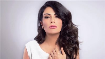 صبا مبارك تهنىء شقيقتها بعيد ميلادها 