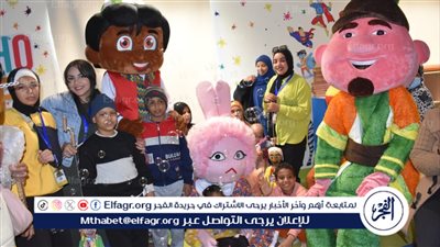 فريق ترفيهي يشارك الأطفال مرضى السرطان بالأقصر الفرحة بقدوم رمضان