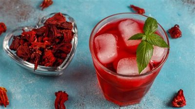 فوائد مشروب الكركديه الرمضاني لصحة الجسم: دليلك الشامل