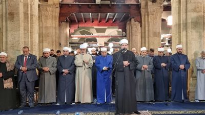 يسألون الله القبول.. آلاف المصلين من كل العالم يؤدون صلاة التراويح بالجامع الأزهر