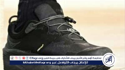 جو بايدن يثير الجدل مجددًا بارتدائه حذاءً رياضيًا.. هل يهدف لمنع سقوط الرئيس؟