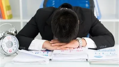 كيف تتخلص من الكسل أثناء ساعات العمل؟