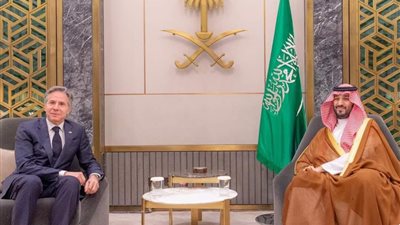 ‏ولي العهد السعودي يجتمع مع وزير الخارجية الأمريكي في جدة