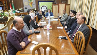 محافظ المنوفية يعلن عن أسعار تعريفة الركوب الجديدة لسيارات الأجرة (صور)