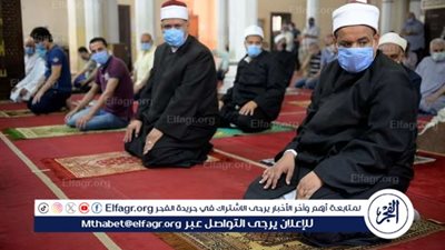 حكم الاعتكاف في الإسلام: بين السنة المستحبة والعبادة النافعة 