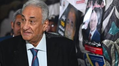 وسط حضور كثيف وإقبال.. سامح عاشور يدلي بصوته في انتخابات 