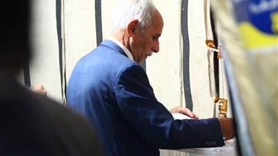 توافد المحامين على اللجان الانتخابية للإدلاء بأصواتهم في انتخابات النقابة (فيديو)