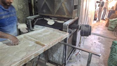 تموين القليوبية تحرر 123 مخالفة لمخابز بلدية لإنتاج خبز ناقص وزن