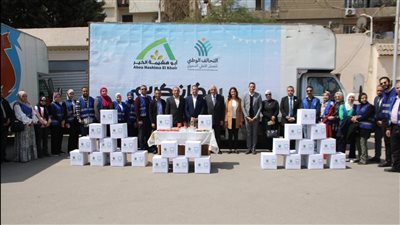 محافظ الجيزة: توزيع 43 ألف كرتونة مواد غذائية على الأسر الأولى بالرعاية خلال شهر رمضان 