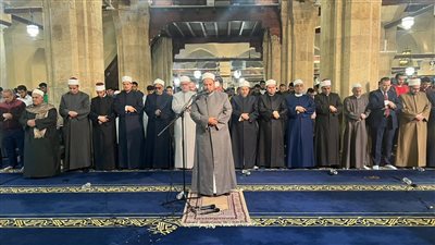برواية حفص وقنبل والسوسي وابن ذكوان.. مآذن الأزهر تصدح بالقرآن في صلاة التراويح
