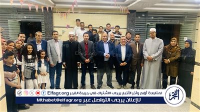 رئيس جامعة الأقصر يشارك الطلبة حفل الإفطار الجماعي السنوي لكليتي الألسن والحاسبات 