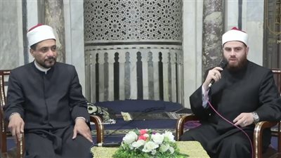 ملتقى الظهر بالجامع الأزهر يقدم روشتة للثبات على الطاعات