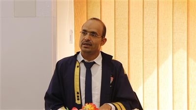 استاذ عمليات مصرفية بجامعة عدن لـ 
