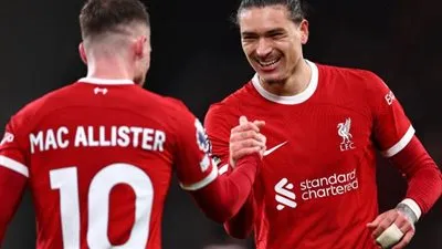 بمشاركة صلاح.. ليفربول يضرب شيفيلد يونايتد بثلاثية ويتصدر الدوري الإنجليزي