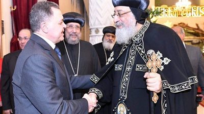 البابا تواضروس يهنئ وزير الداخلية بعيد الفطر