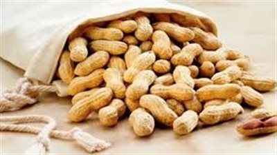 في ظل إلاتفاع أسعاره إعرف علاقة الفول السوداني بعيد الفطر عند المصريين