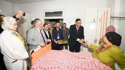 محافظ الدقهلية يزور مستشفى التأمين الصحي لتقديم التهنئة للمرضى بمناسبة العيد