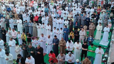 موعد صلاة عيد الفطر 2025 في مصر.. الإجازات الرسمية والمواقيت بالمحافظات