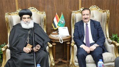 محافظ المنوفية يستقبل نيافة الأنبا بنيامين مطران المنوفية لتقديم التهنئة بعيد الفطر المبارك