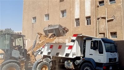 رفع 450 طن مخلفات بالمراكز والأحياء بمحافظة أسيوط خلال إجازة عيد الفطر المبارك