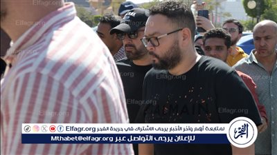 نجوم الفن يودعون عمدة الدراما المصرية صلاح السعدني قبل مثواه الأخير