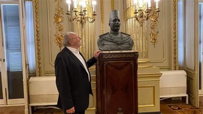 الملك أحمد فؤاد الثاني يزور قصر رأس التين في الإسكندرية 