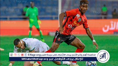 دوري روشن.. الأهلي يتعادل إيجابيًا مع الرياض في الشوط الأول 