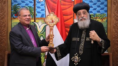 رئيس الطائفة الإنجيلية مهنئًا قداسة البابا تواضروس بعيد القيامة المجيد: محبتنا كبيرة لقداستكم