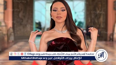أسما إبراهيم تقدم حفل إيمي جالا بـ طائرة هليكوبتر