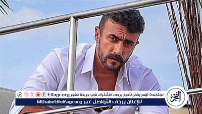 أحمد العوضي يستمتع بالإجازة في برشلونة