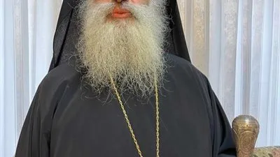  المطران عطا الله حنا: 