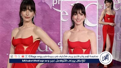 آنا هاثوي تحضر للعرض الخاص لـ The Idea of You بإطلالة حمراء لافتة