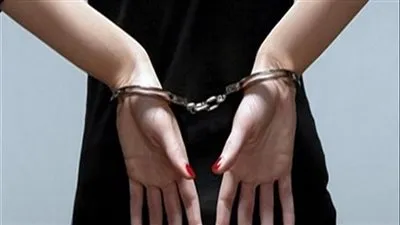 هرب عاريا.. حبس العشيق والزوجة بعد ضبطهما داخل شقة بالمنيب في الجيزة