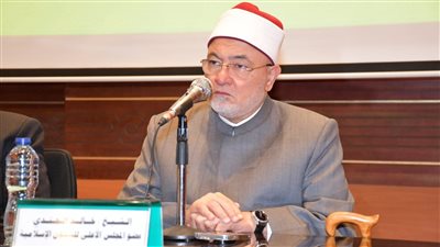 خالد الجندي: الواعظات أسهمن بقوة في السيطرة على المساجد ونشر الفكر الوسطي المستنير