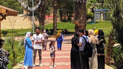 حدائق القناطر الخيرية تستقبل المواطنين للاحتفال بشم النسيم