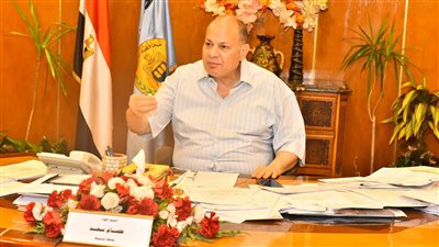 محافظ أسيوط: حصاد 103 ألف فدان قمح وتوريد 63 ألف طن للشون والصوامع