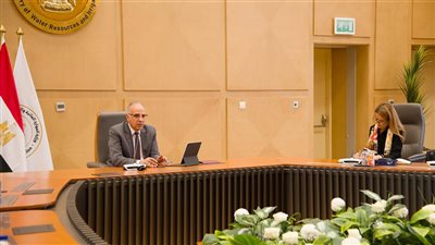 وزير الري يلتقى المدير الإقليمي لمكتب اليونسكو بالقاهرة لبحث إنشاء متحف للري