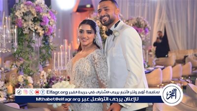 بكاء محمد منير وحضور وليد توفيق.. أبرز لقطات حفل زفاف ابنة مصطفى كامل