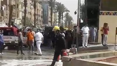  حريق بسيارة داخل إحدى محطات الوقود بأسوان