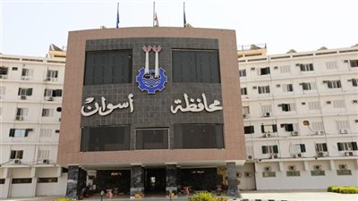 محافظ أسوان يقرر عزل واستبعاد مديرة مدرسة النفق للتمريض