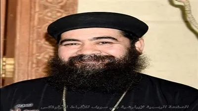 البابا تواضروس يعزي أسقف بني سويف في وفاة القمص هارون عبده