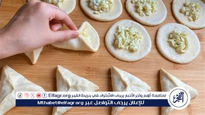 طريقة تحضير فطائر البطاطس الهشة..طعمها يجنن لا يقاوم