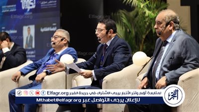 يوسف زيدان يهدد بالانسحاب من 