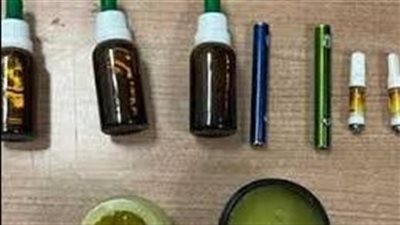 جمارك مطار الغردقة تحبط محاولة تهريب كمية من المواد المخدرة