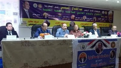 محافظ أسيوط ونائب جامعة الأزهر يشهدان احتفالية اليوم العالمي للسلامة والصحة المهنية