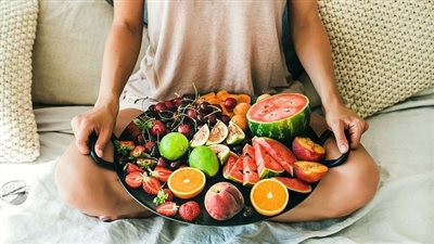 أطعمة ومشروبات ينصح بتناولها خلال ارتفاع درجات الحرارة