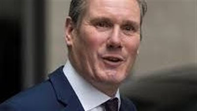 بعد إشارة سوناك إليه.. من هو زعيم حزب العمال كير ستارمر؟